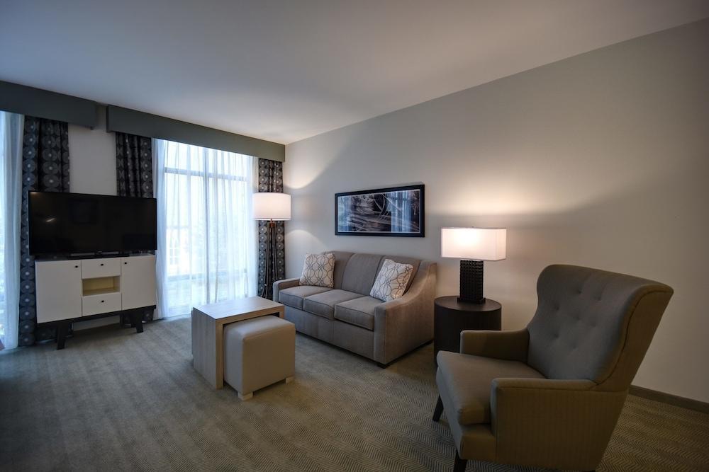 Homewood Suites By Hilton Greenville Downtown Exterior foto