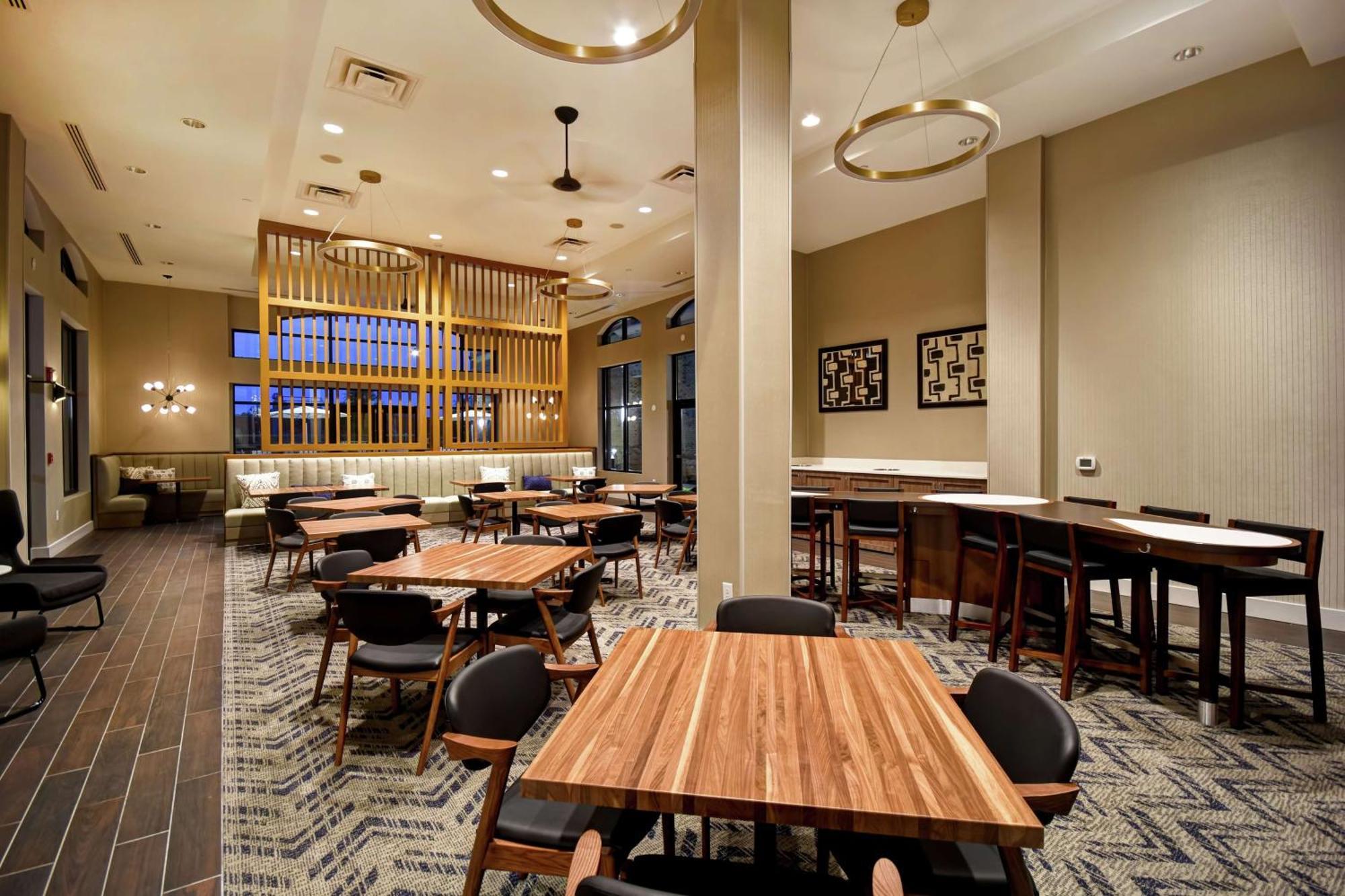 Homewood Suites By Hilton Greenville Downtown Exterior foto